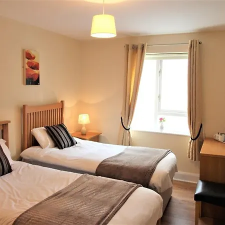 The Connaught 3*